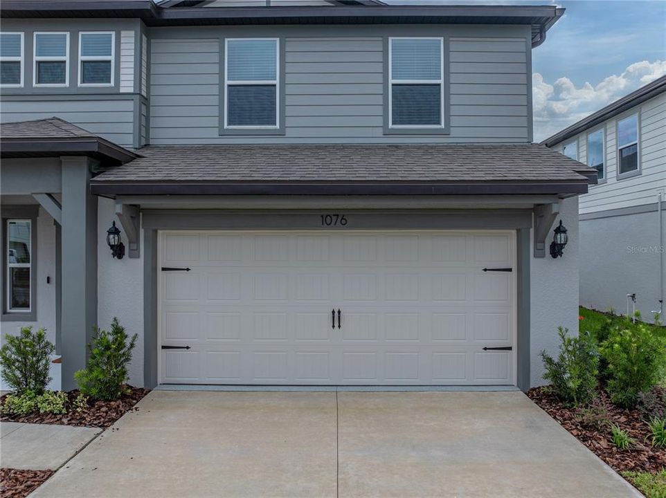 For Sale: $449,900 (5 beds, 3 baths, 2586 Square Feet)