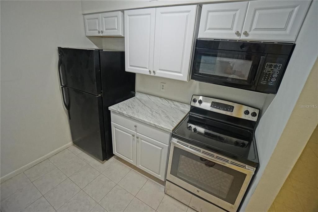 В аренду: $1,550 (2 спален, 1 ванн, 960 Квадратных фут)