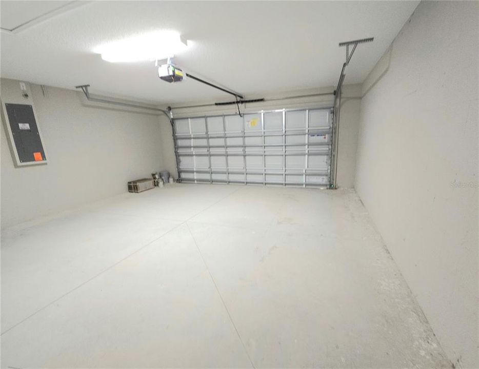 For Rent: $1,795 (3 beds, 2 baths, 1453 Square Feet)