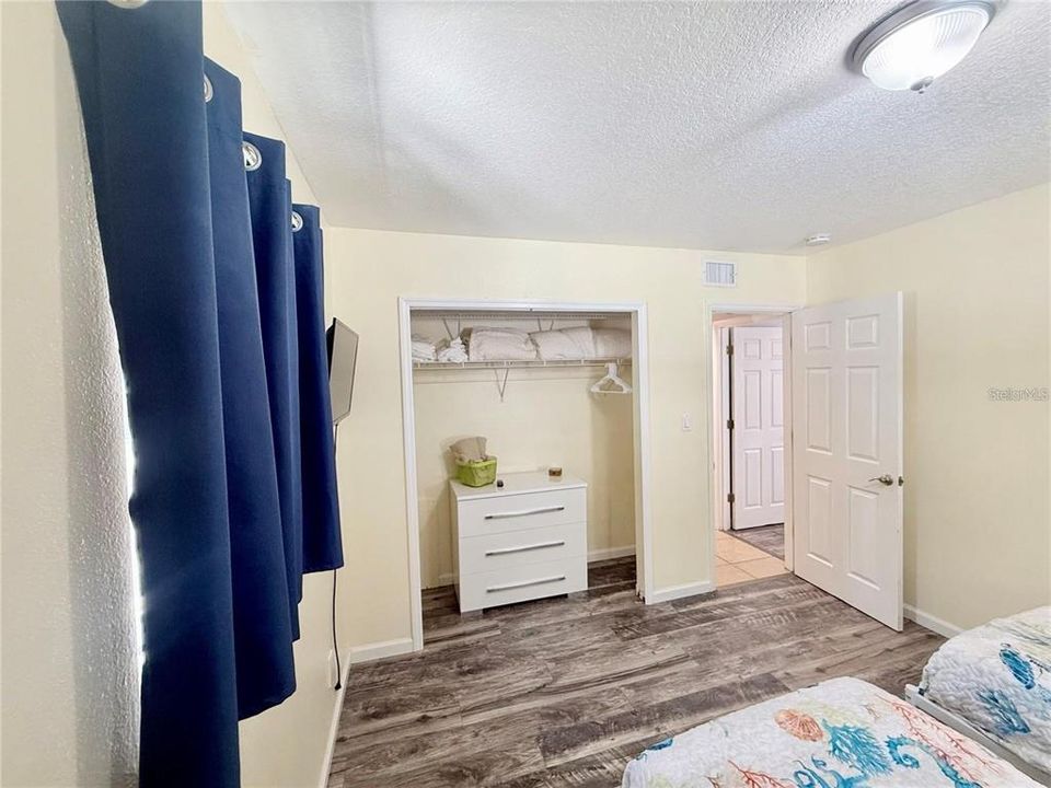В аренду: $3,295 (3 спален, 2 ванн, 1687 Квадратных фут)