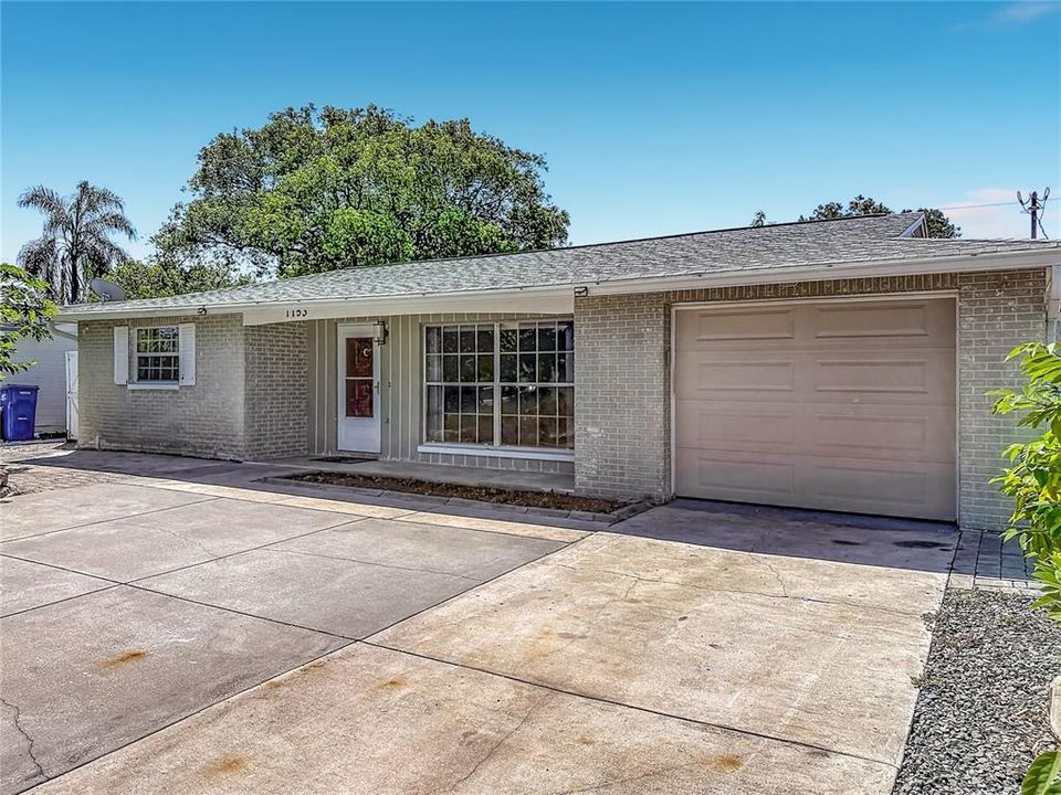 For Sale: $185,000 (3 beds, 2 baths, 1438 Square Feet)