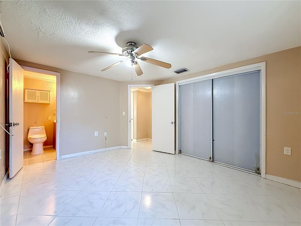 For Sale: $185,000 (3 beds, 2 baths, 1438 Square Feet)