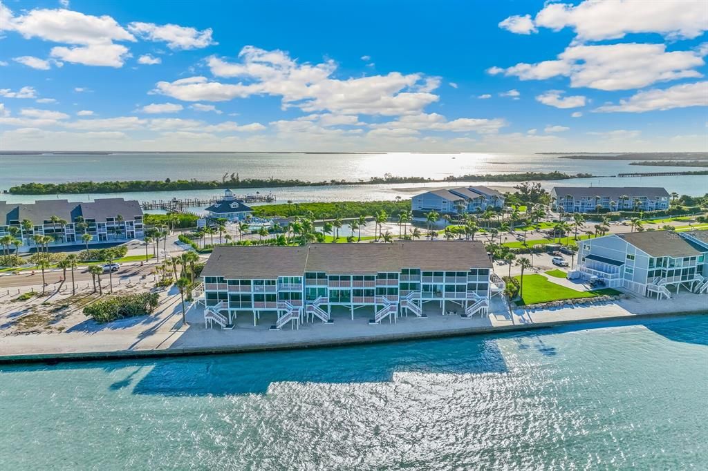En Venta: $1,075,000 (2 camas, 2 baños, 1248 Pies cuadrados)