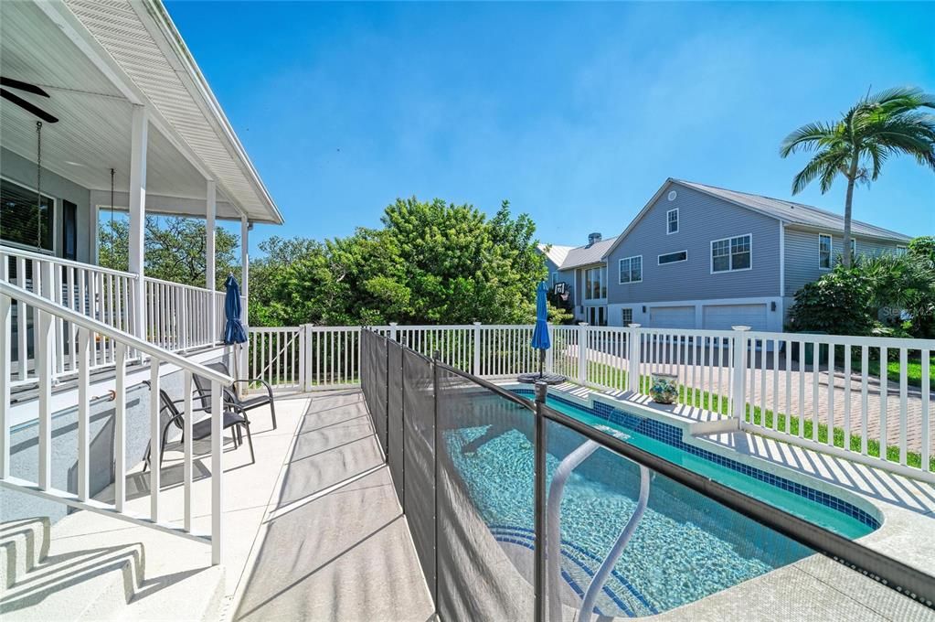 For Sale: $584,000 (3 beds, 3 baths, 2235 Square Feet)