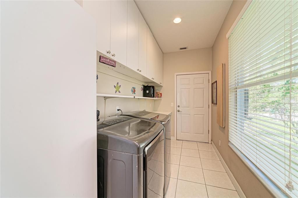 For Sale: $584,000 (3 beds, 3 baths, 2235 Square Feet)