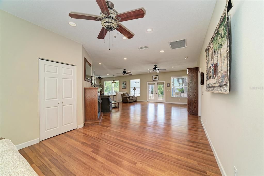 For Sale: $584,000 (3 beds, 3 baths, 2235 Square Feet)