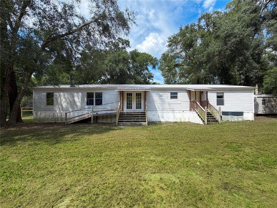 For Sale: $155,000 (4 beds, 2 baths, 1943 Square Feet)