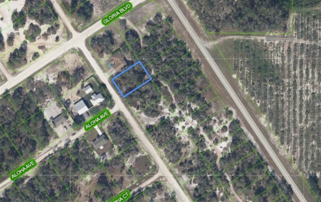 待售: $10,000 (0.23 acres)