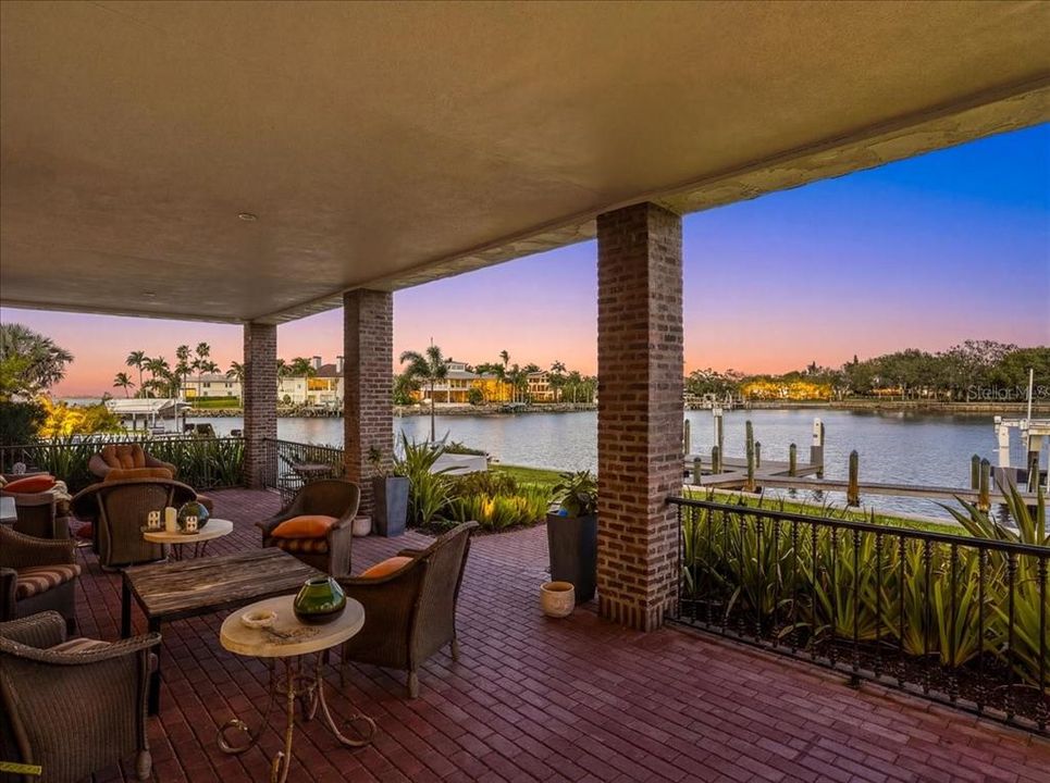 En Venta: $4,950,000 (4 camas, 3 baños, 5826 Pies cuadrados)