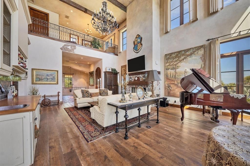 En Venta: $4,950,000 (4 camas, 3 baños, 5826 Pies cuadrados)