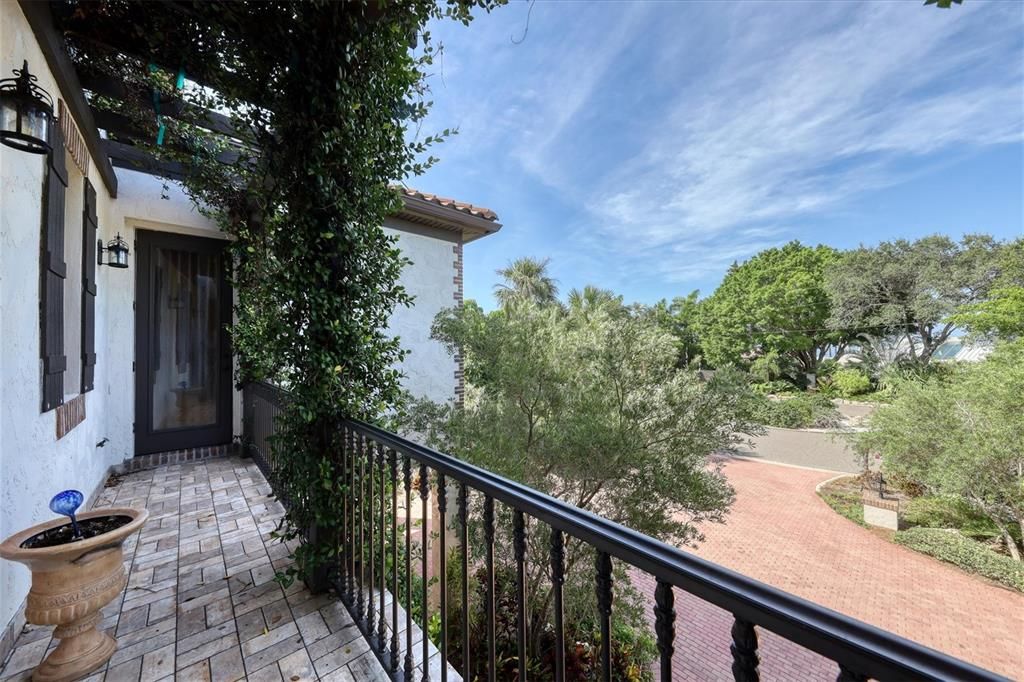 En Venta: $4,950,000 (4 camas, 3 baños, 5826 Pies cuadrados)