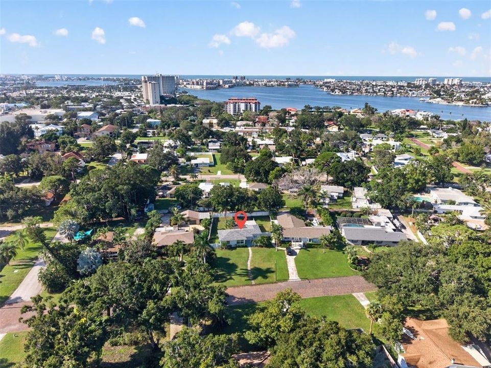 На продажу: $449,900 (2 спален, 1 ванн, 1108 Квадратных фут)