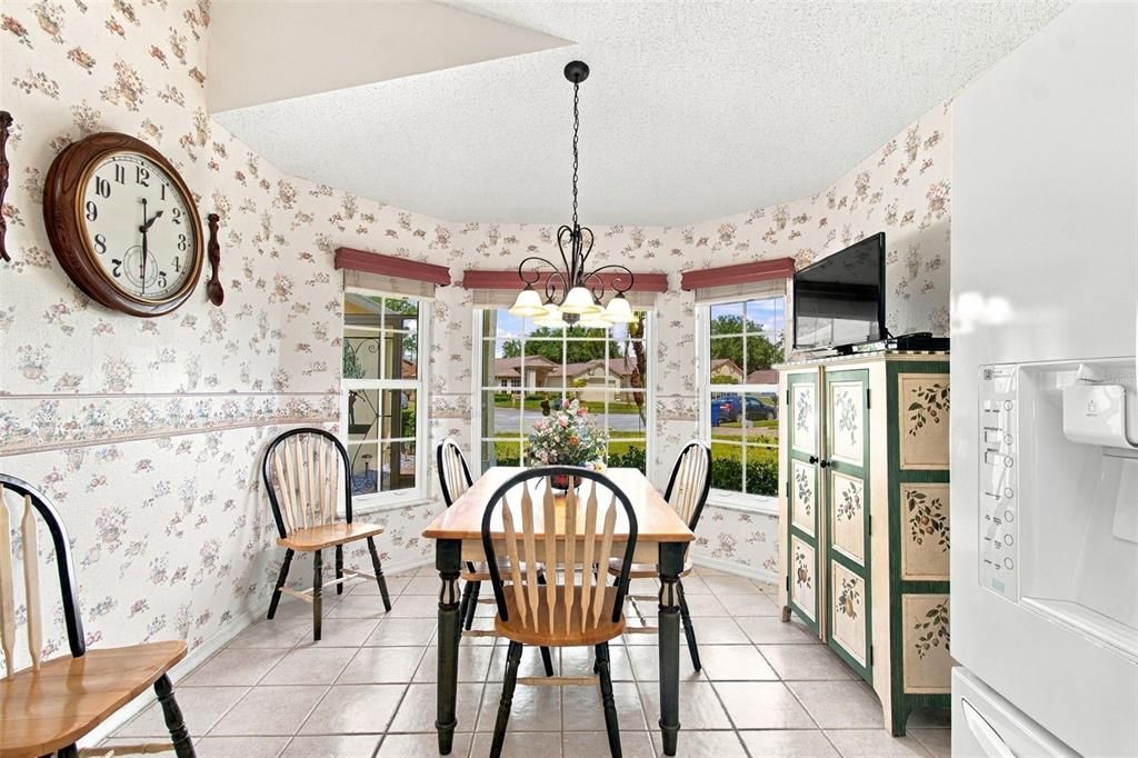 For Sale: $329,500 (3 beds, 2 baths, 1982 Square Feet)