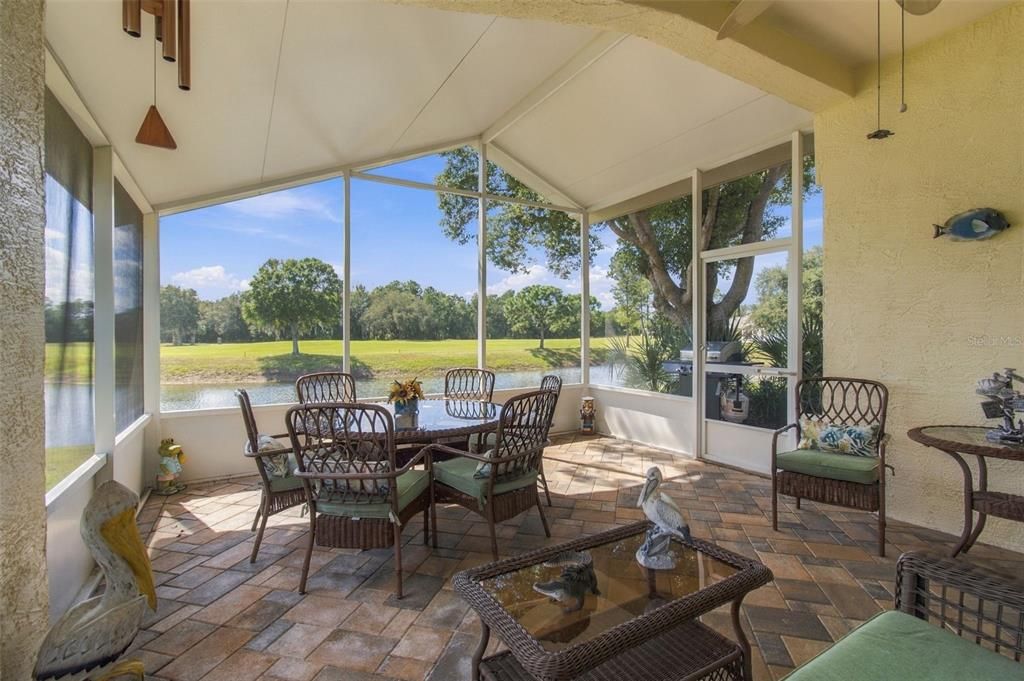 For Sale: $329,500 (3 beds, 2 baths, 1982 Square Feet)