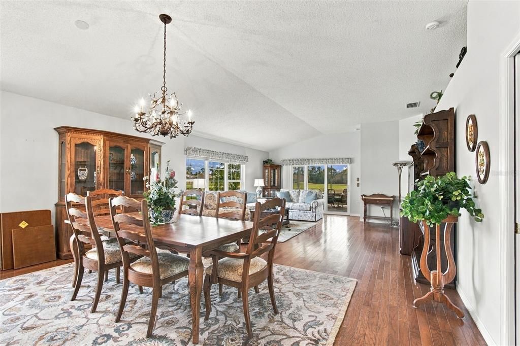 For Sale: $329,500 (3 beds, 2 baths, 1982 Square Feet)