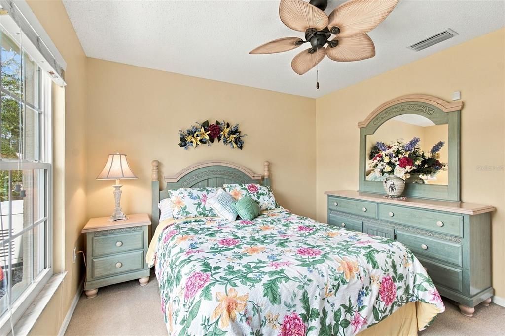 For Sale: $329,500 (3 beds, 2 baths, 1982 Square Feet)