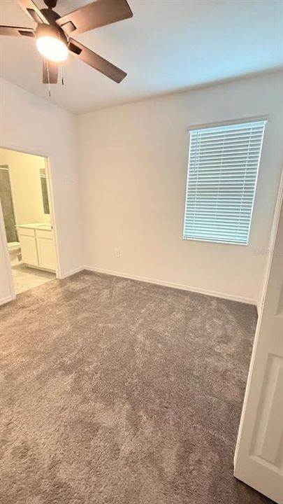 For Rent: $2,400 (3 beds, 2 baths, 2093 Square Feet)