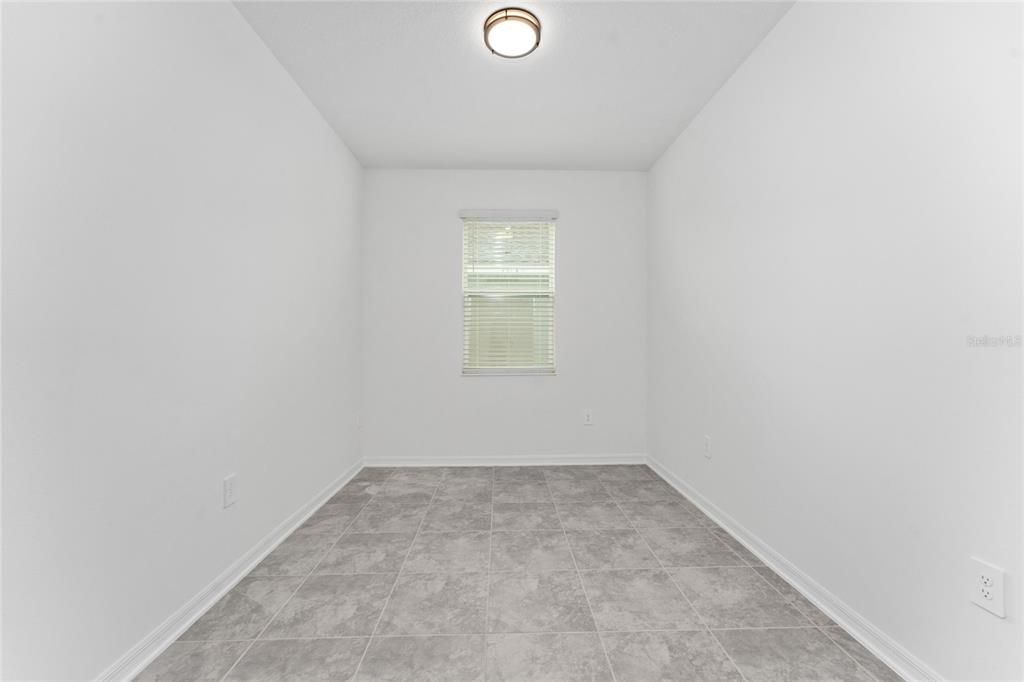 For Rent: $2,400 (3 beds, 2 baths, 2093 Square Feet)