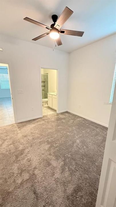 For Rent: $2,400 (3 beds, 2 baths, 2093 Square Feet)