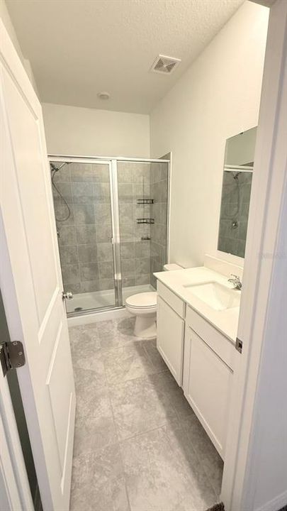For Rent: $2,400 (3 beds, 2 baths, 2093 Square Feet)