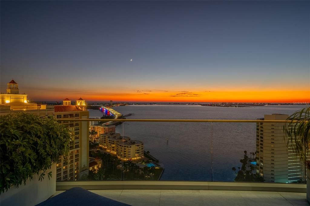 En Venta: $14,450,000 (4 camas, 5 baños, 4855 Pies cuadrados)