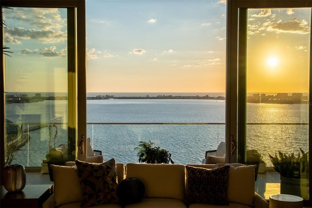 En Venta: $14,450,000 (4 camas, 5 baños, 4855 Pies cuadrados)