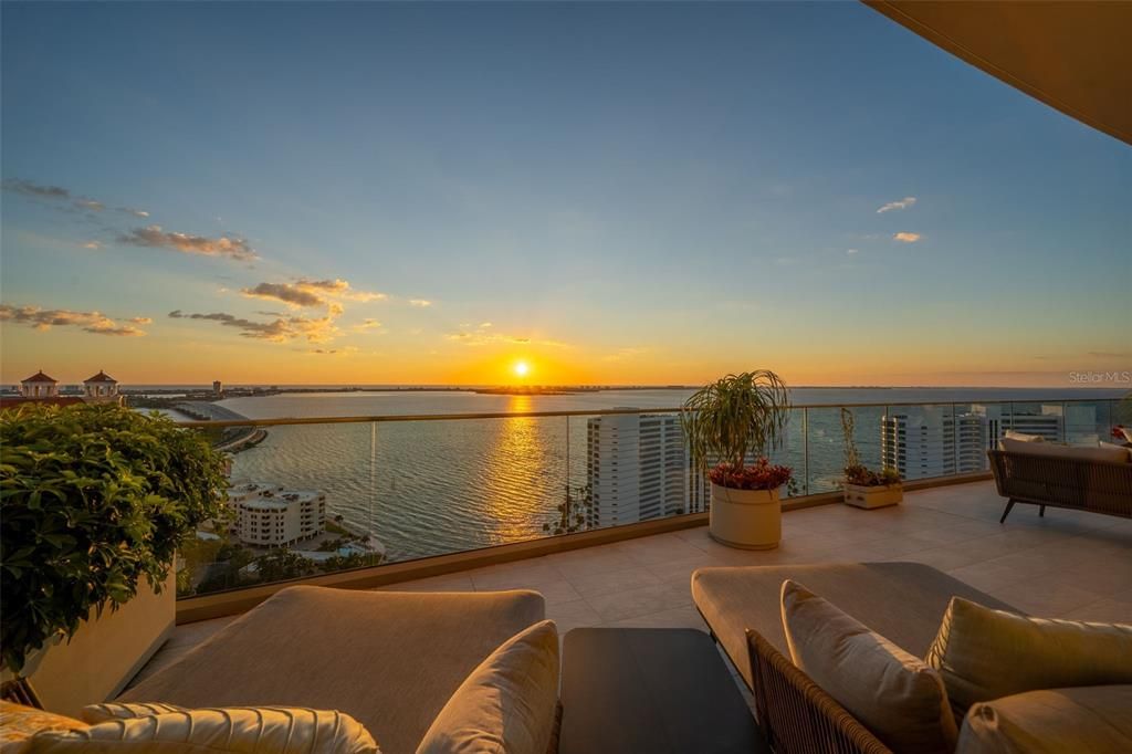 En Venta: $14,450,000 (4 camas, 5 baños, 4855 Pies cuadrados)