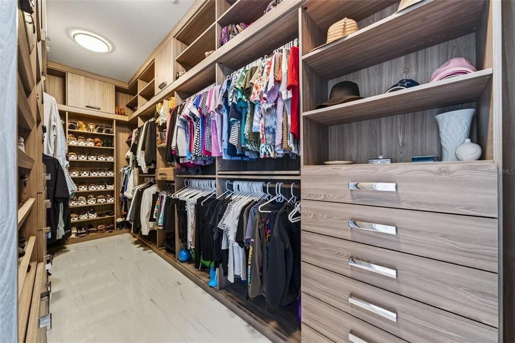 En Venta: $14,450,000 (4 camas, 5 baños, 4855 Pies cuadrados)