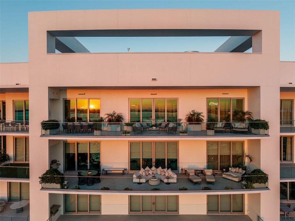 En Venta: $14,450,000 (4 camas, 5 baños, 4855 Pies cuadrados)