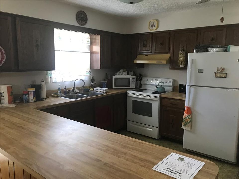 En Venta: $185,000 (3 camas, 2 baños, 1596 Pies cuadrados)
