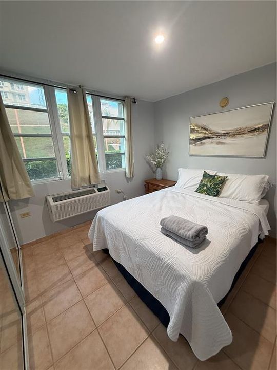 For Sale: $260,000 (3 beds, 2 baths, 2668 Square Feet)