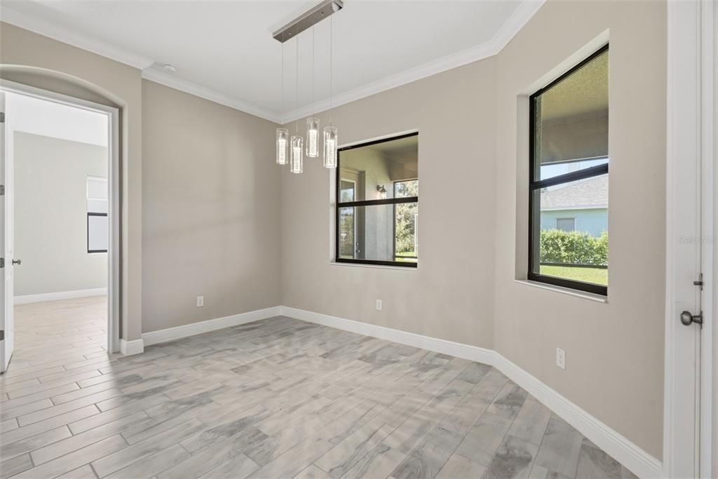 En Venta: $699,900 (4 camas, 4 baños, 3138 Pies cuadrados)