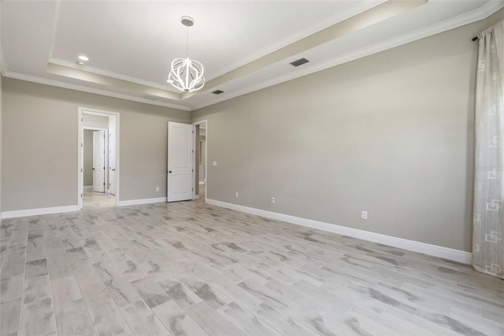 En Venta: $699,900 (4 camas, 4 baños, 3138 Pies cuadrados)