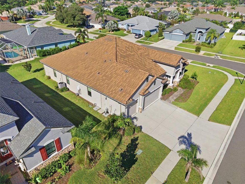 En Venta: $699,900 (4 camas, 4 baños, 3138 Pies cuadrados)