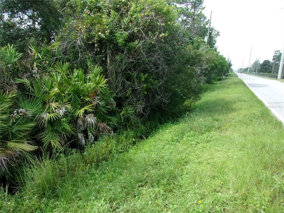 На продажу: $475,000 (2.28 acres)