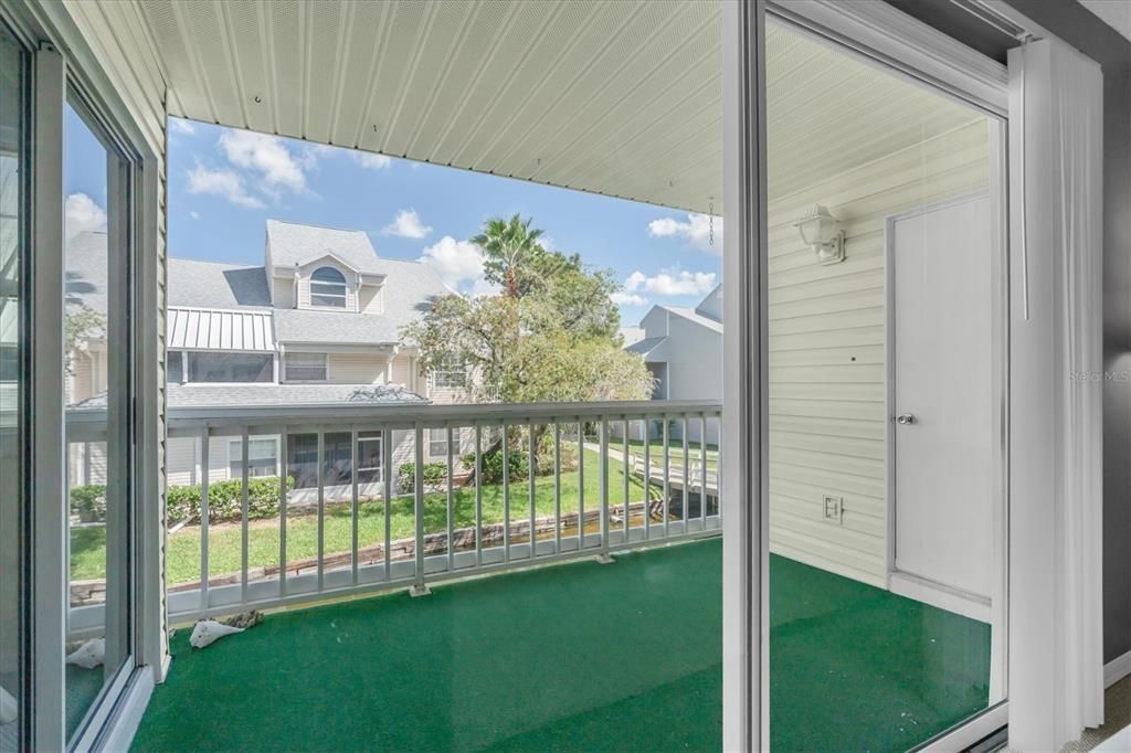 For Sale: $179,900 (2 beds, 1 baths, 720 Square Feet)