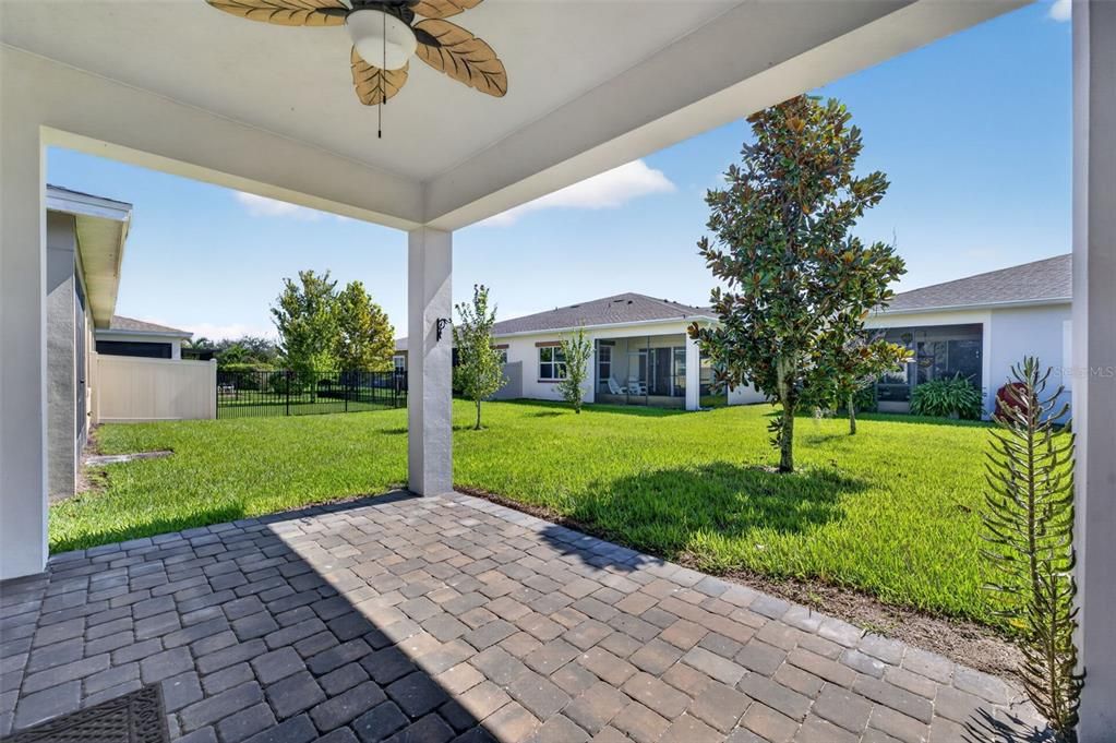 For Sale: $289,900 (2 beds, 2 baths, 1464 Square Feet)