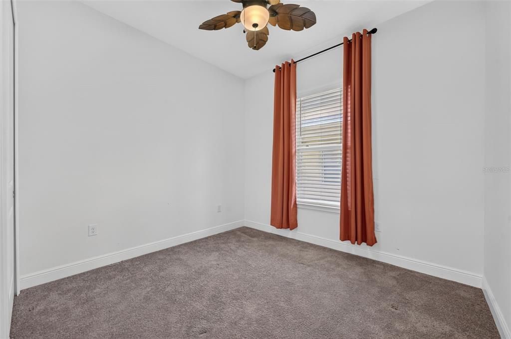 For Sale: $289,900 (2 beds, 2 baths, 1464 Square Feet)