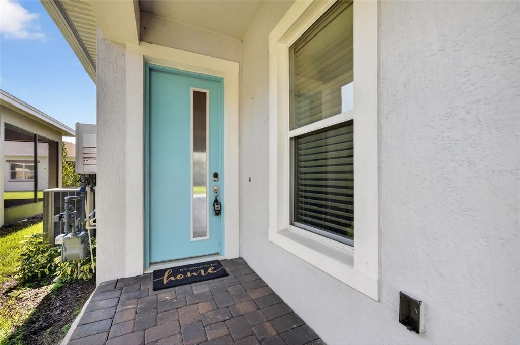 For Sale: $289,900 (2 beds, 2 baths, 1464 Square Feet)