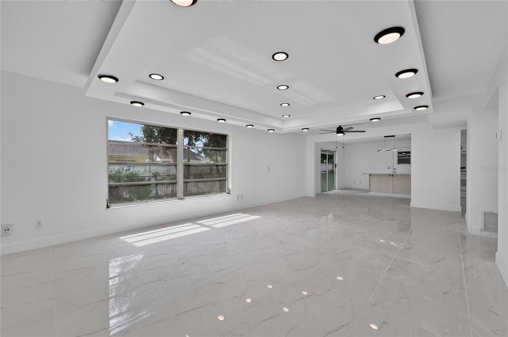 На продажу: $345,000 (3 спален, 2 ванн, 1629 Квадратных фут)