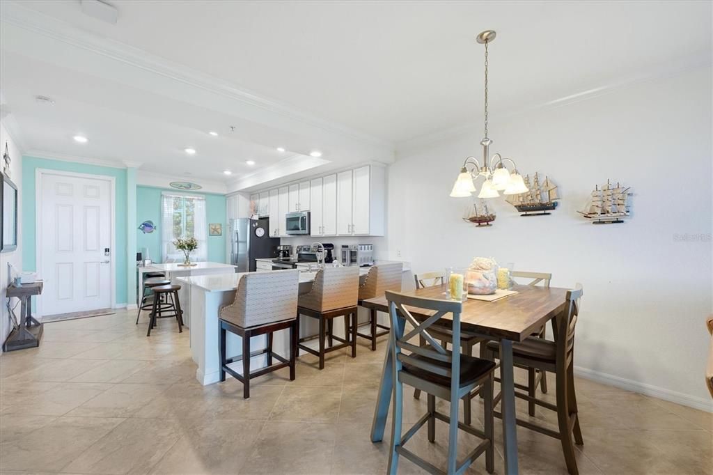 En Venta: $320,000 (2 camas, 2 baños, 1121 Pies cuadrados)