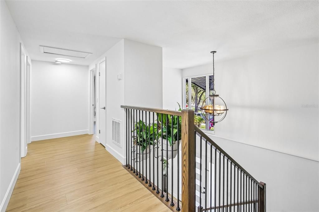 En Venta: $549,999 (3 camas, 2 baños, 1950 Pies cuadrados)