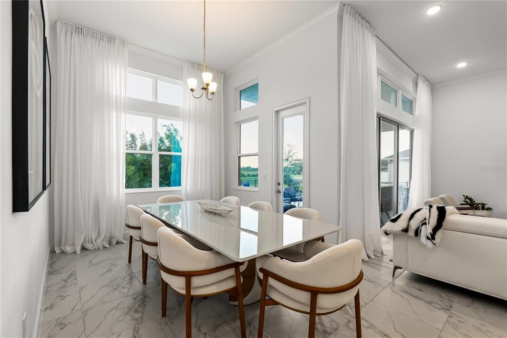 На продажу: $1,895,000 (6 спален, 5 ванн, 5247 Квадратных фут)