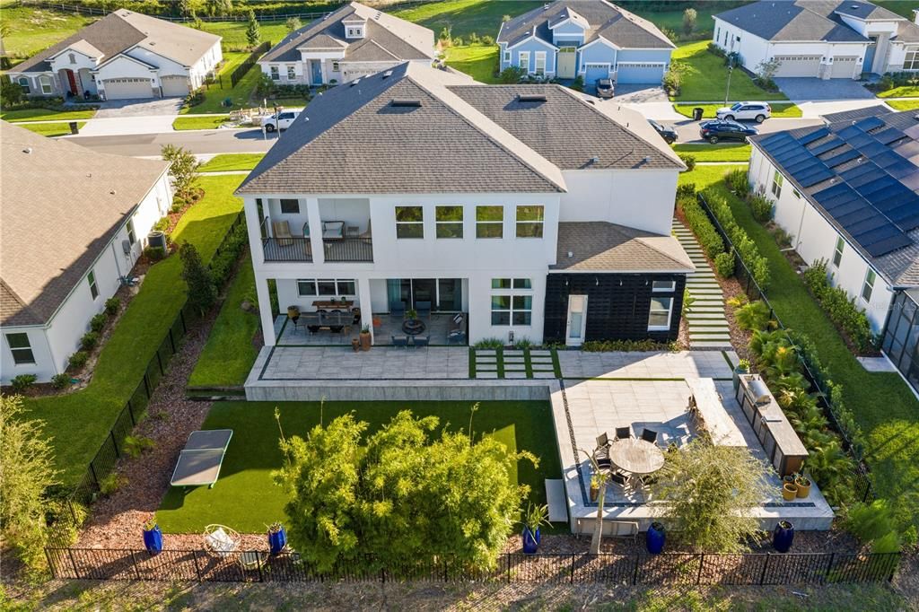 На продажу: $1,895,000 (6 спален, 5 ванн, 5247 Квадратных фут)