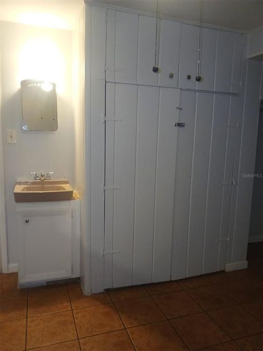 В аренду: $2,350 (3 спален, 2 ванн, 1058 Квадратных фут)