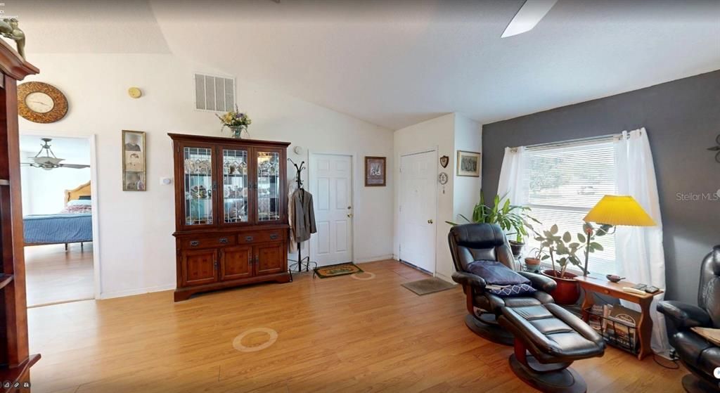 For Sale: $315,000 (3 beds, 2 baths, 1448 Square Feet)