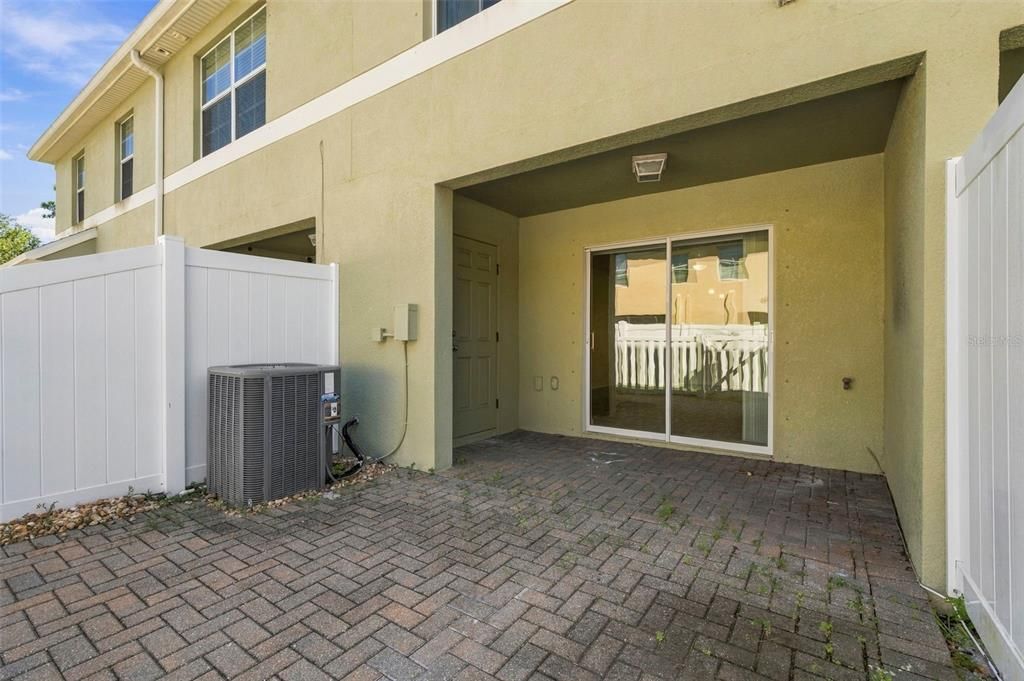 En Venta: $229,900 (2 camas, 2 baños, 1501 Pies cuadrados)