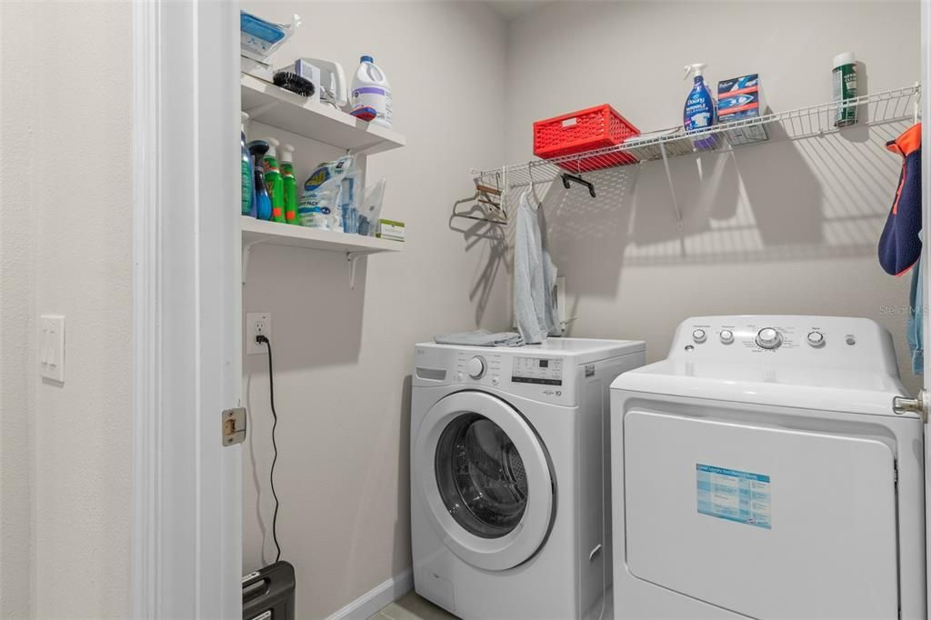 En Venta: $278,000 (3 camas, 2 baños, 1496 Pies cuadrados)