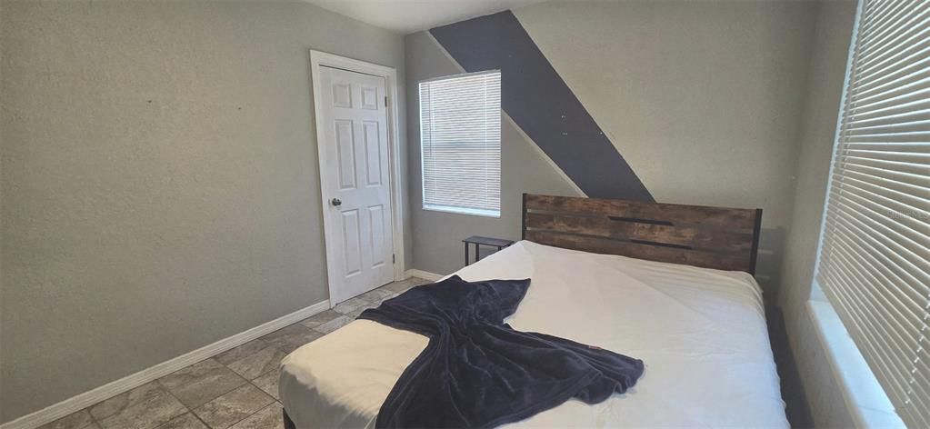 En Renta: $1,995 (4 camas, 2 baños, 1830 Pies cuadrados)