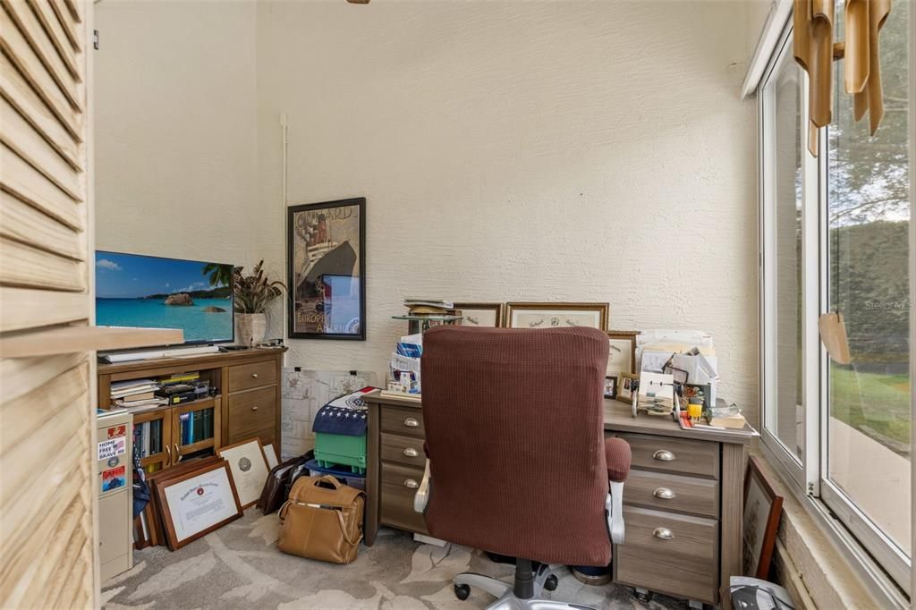 На продажу: $384,900 (2 спален, 2 ванн, 1954 Квадратных фут)